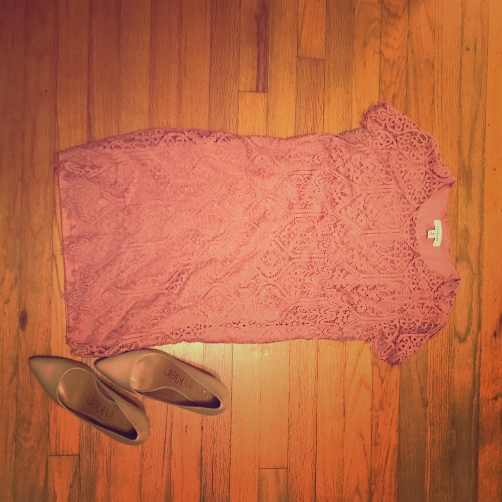 Francesca’s Pink Lace Dress Medium